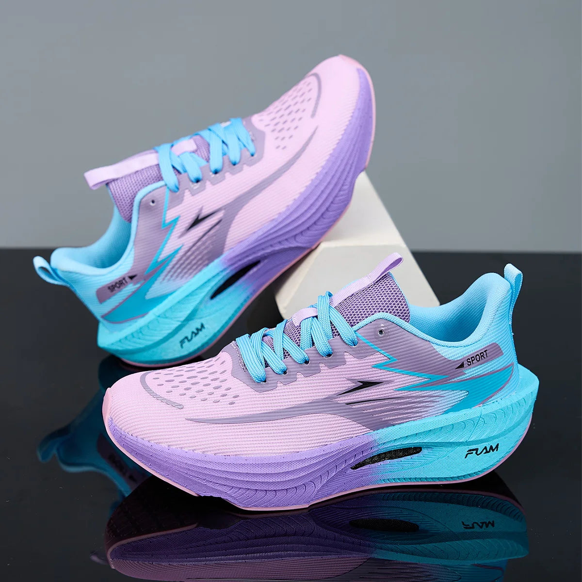 Unisex Running Shoes Breathable Lightweight Non Slip Athletic Sneakers